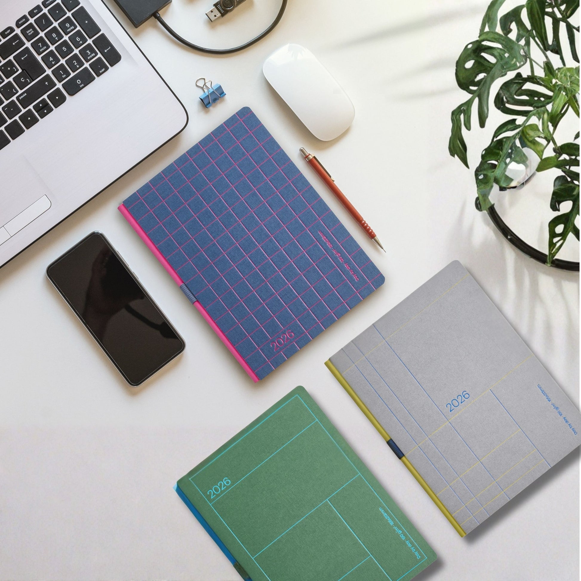 [SG]APLI 2026 A5 Day to Page Sewn Kraft Card Envelope Planner with Stamp Diary | Lines Series [Evergreen Stationery]